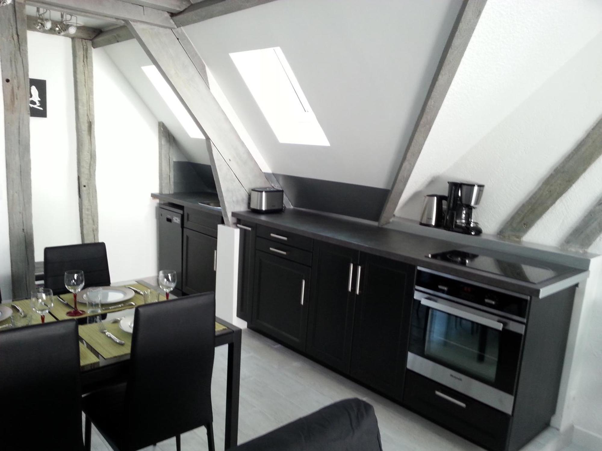 Le Logis De La Tour Apartment Amboise Luaran gambar