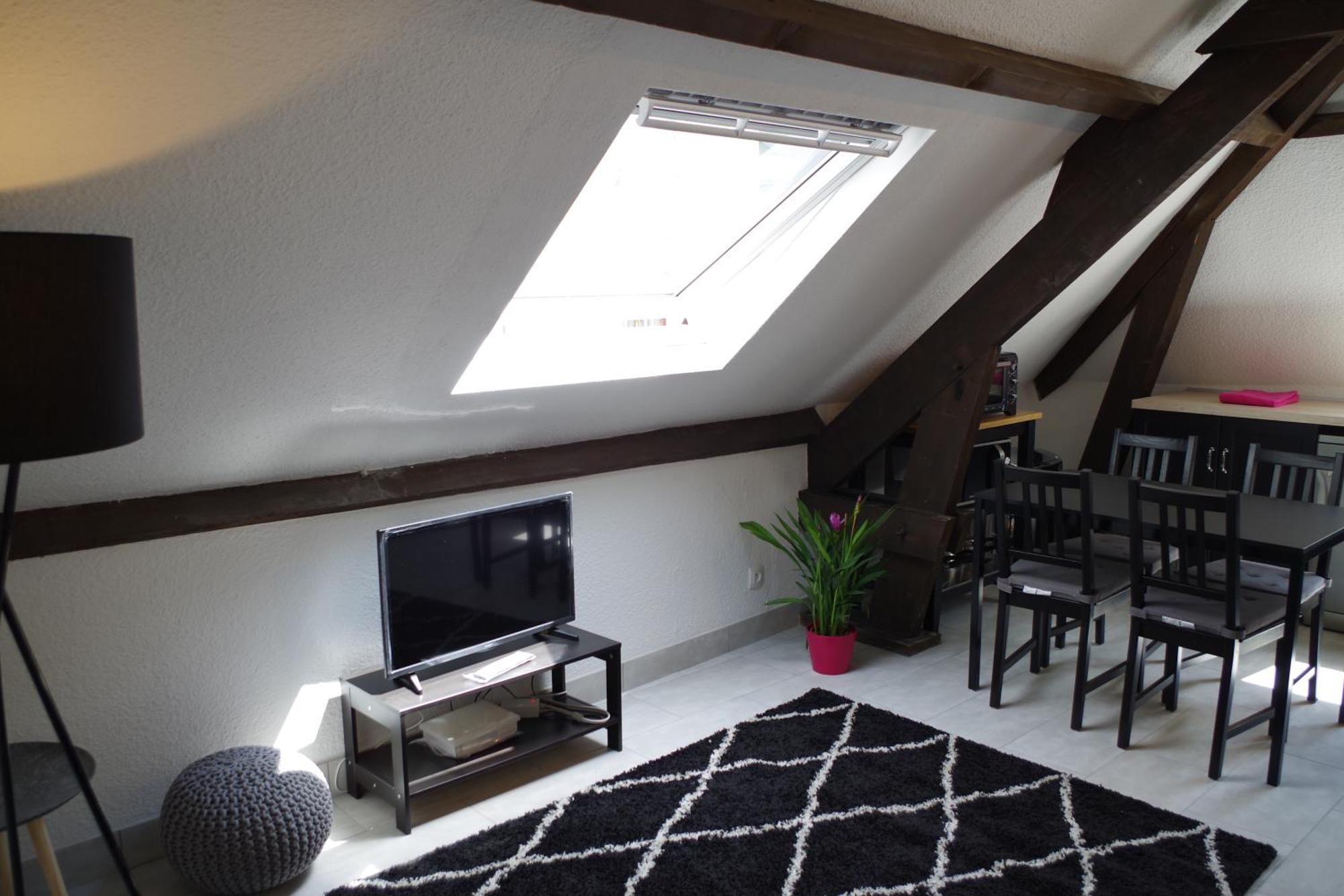 Le Logis De La Tour Apartment Amboise Luaran gambar